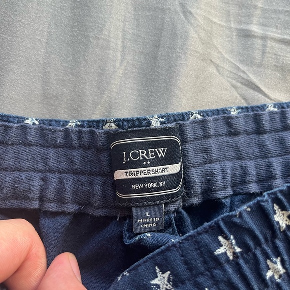 J crew, Navy blue and white stared shorts - Picture 2 of 3